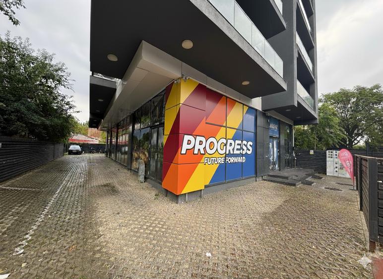 Vanzare spatiu comercial | 425 mp | Zona Vitan - 1