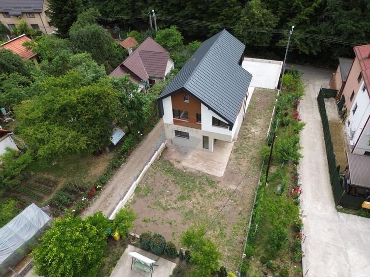 Casa noua de vanzare in zona Parcul Mare (Regina Maria)-semifinisata - 38