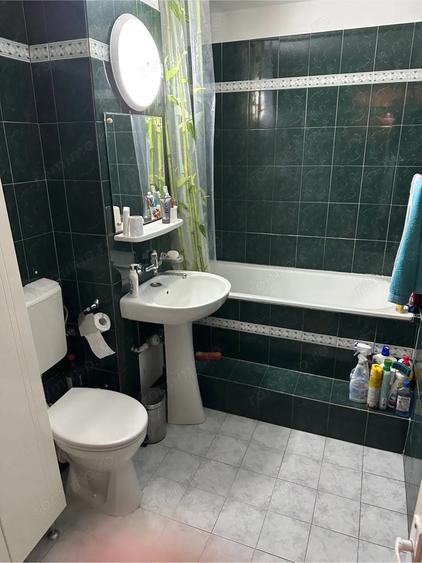 De vanzare apartament 4 camere. Steaua - 8