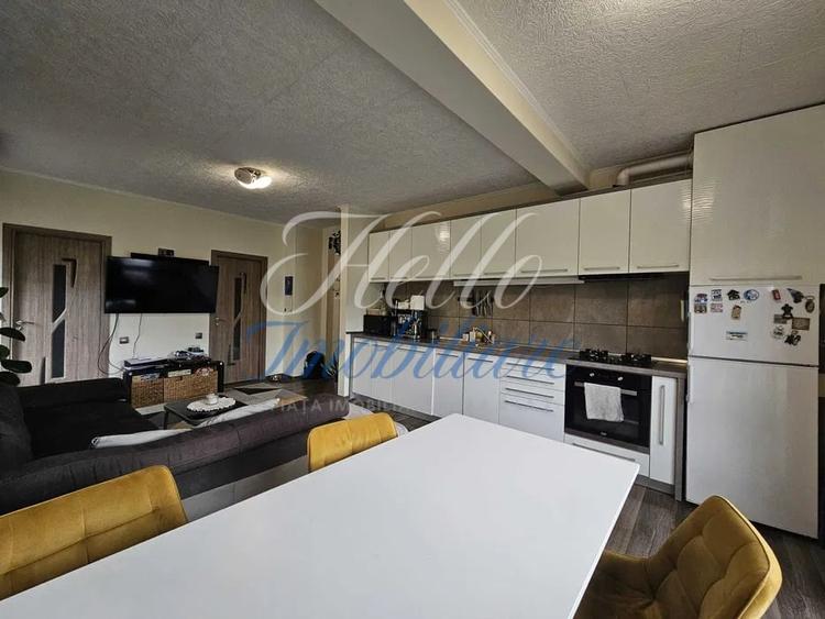 Apartament cu 2 camere semidecomandat în Florești