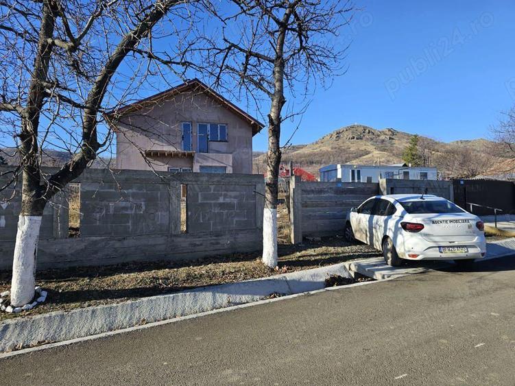 Casa constructie LA ROSU -BCA -2018-- NICULITEL - 10