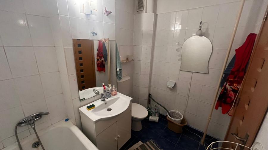 Apartament 2 camere Titan - piata MInis - 12