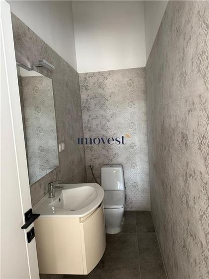 Spatiu comercial cu 3 locuri de parcare in complexul Smarald - 13