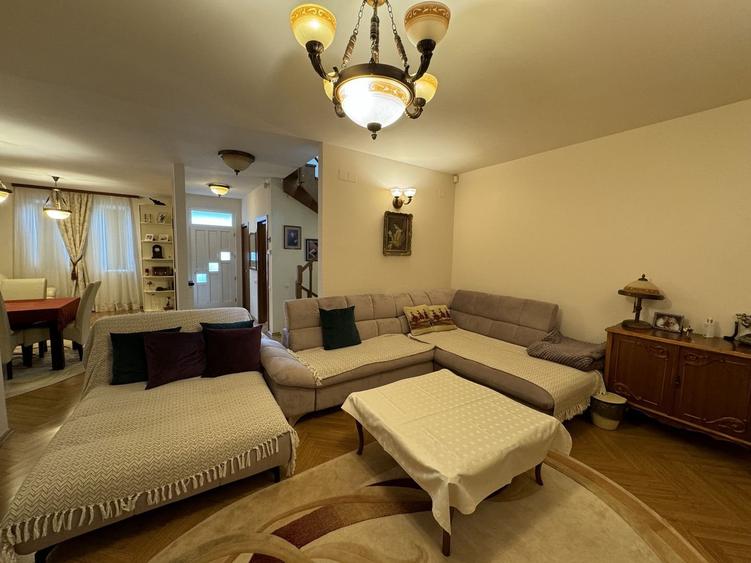 Vila individuală de vânzare în Livezeni, la doi pași de Târgu Mureș | Comision 0 - 7