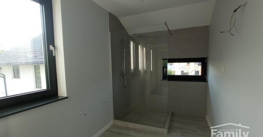 VILA de LUX in Burdujeni - 16