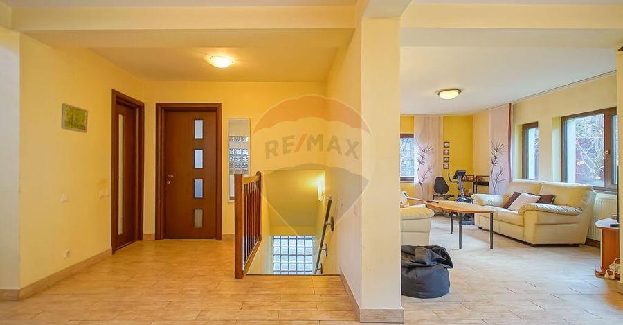 Casa de inchiriat, Schei - 4