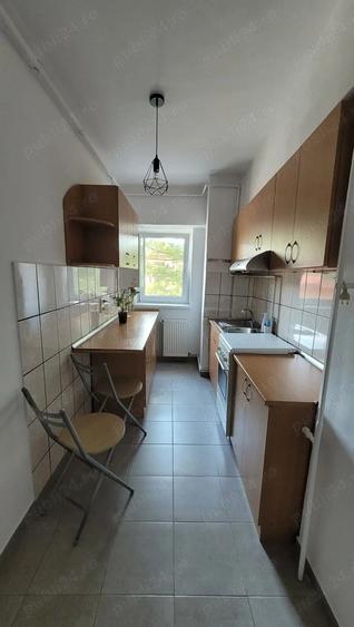 Inchiriez apartament cu o camera amplasat central - 3