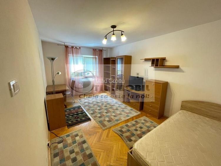 Apartament cu 3 camere în Păcurari Apartament cu 3 camere în Păcurari