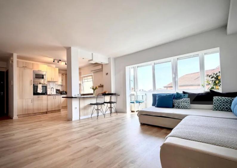 Apartament 4 camere, 100 mp utili, Shopping City - 1