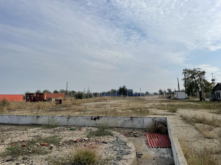 Ovidiu 6 ha teren intravilan construibil îngrădit și platforma betonata. - 10