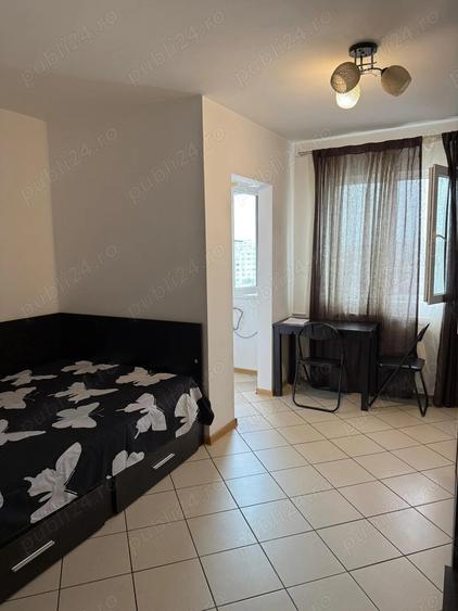 Proprietar vand garsoniera pe strada Prisaca Dornei, Policlinica Titan, sect 3 - 8