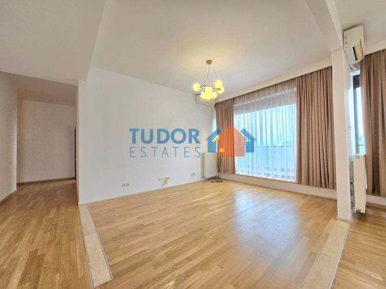 Spacious Penthouse with Large Terrace Near Promenada Mall & Herăstrău Park - 3