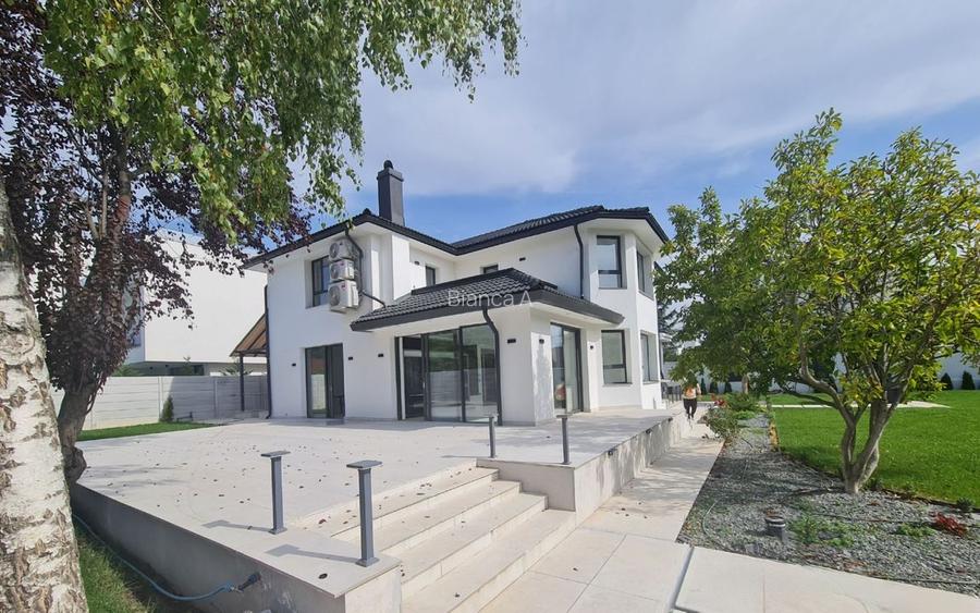 LUX | Casă Individuală | Iancu Nicolae | 10 camere