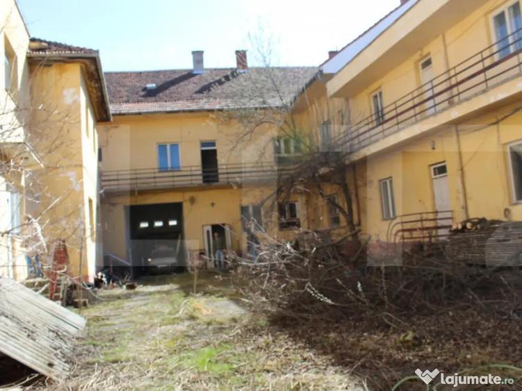 Cladire ultracentrala 1557 mp I Teren 1334 mp I Investitie - 2