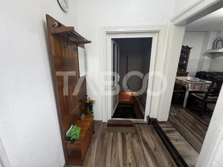 Casa individuala cu acces auto si garaj renovata exterior Trei Stejari - 7