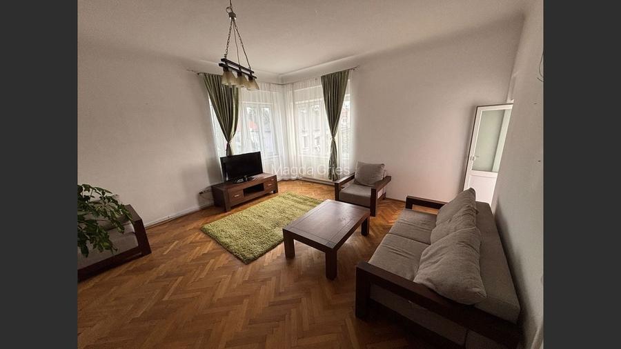 Apartament interbelic | Central | Andrei Muresanu - Cipariu Apartament interbelic | Central | Andrei Muresanu - Cipariu