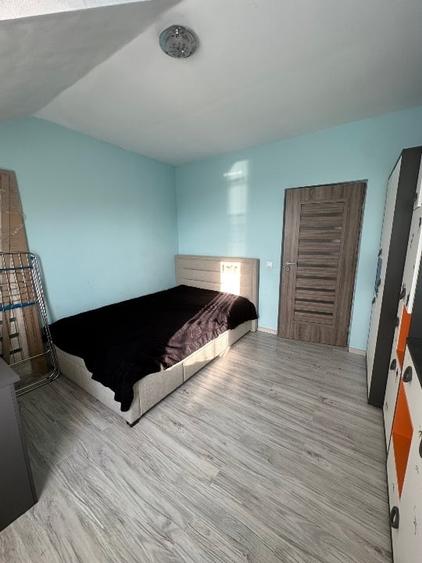 Casa situată în spatele primăriei aproape de centru - 8