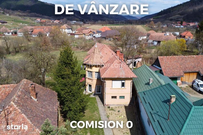 Casă cu 4 camere cu Teren 9600 Mp în Vânători