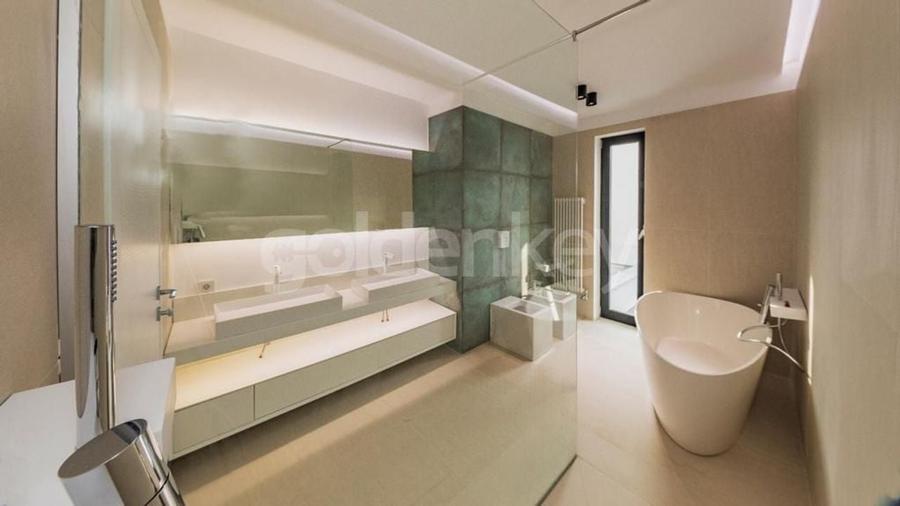 Vila superfinisata cu garaj intr-o locatie premium - 10