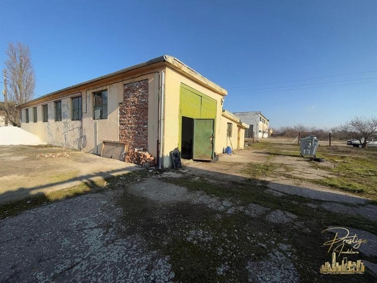 Hale industriale cu teren 6600 mp de vanzare in Com. Cefa - 22
