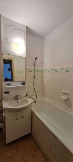 Garsoniera luminoasa, ideala pentru locuit sau investitie zona Rotonda, Craiova - 2