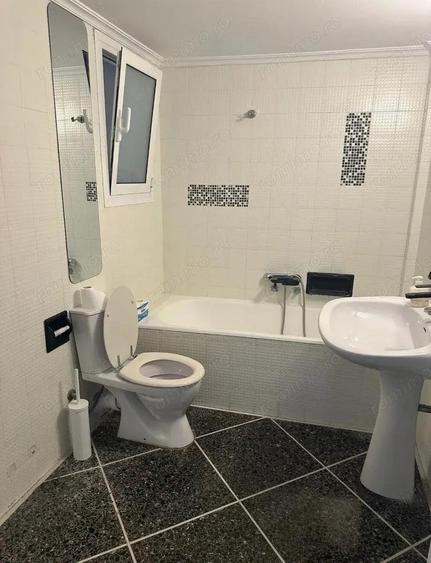 Spatiu comercial de inchiriat in zona Romana - 1