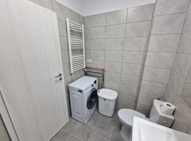 Închiriere garsonieră – bloc nou, loc de parcare inclus – Sector 4 Apărătorii P - 7