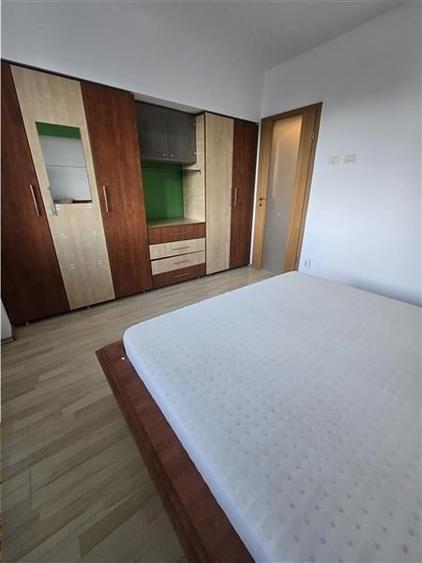 Brancoveanu-Nitu Vasile,apartament 3 camere,bloc reabilitat - 6