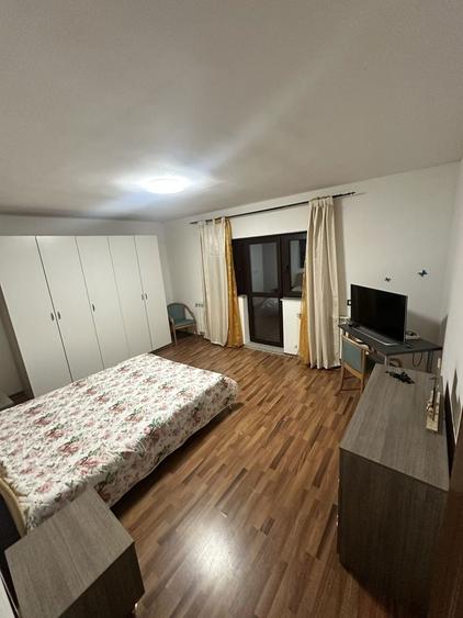 Persoana Fizica - Inchiriez apartament cu 2 camere decomandat. Loc de parcare inclus - zona Bucium - 7