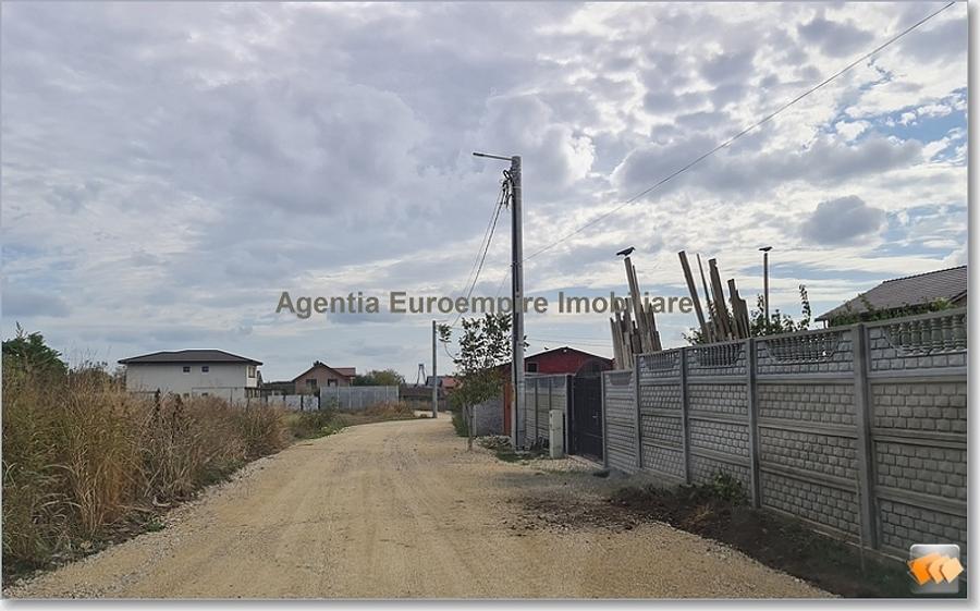 Teren de vanzare in Lazu - 4