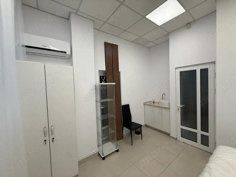 Camera Cosmetica-Masaj-Lash Luminoasa Dotata Tatarasi -Oancea - 4