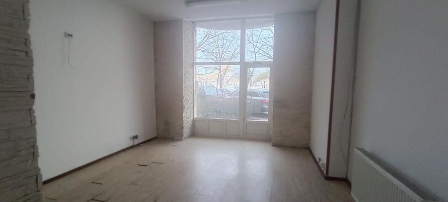 Spațiu Cafenea, Salon Cos., Cab.Stomat. !Vis a vis de Catedrala Neamul - 10