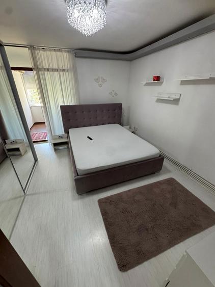 Inchiriez Garsoniera confort 1,zona centrala ,posta - 1