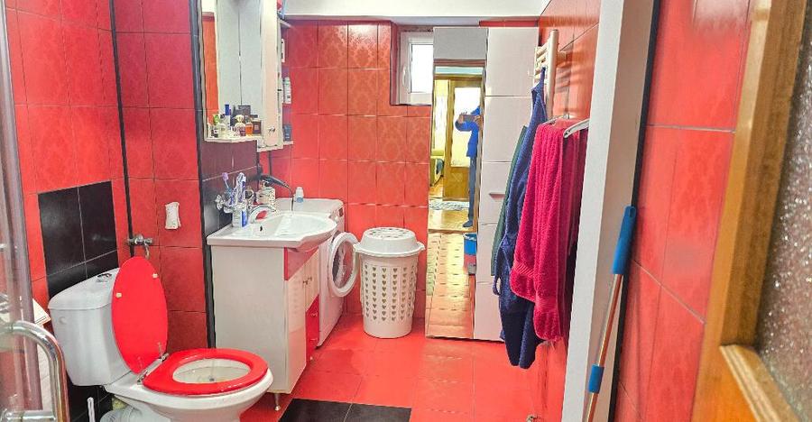 Vand apartament 3 cam. Deva, etaj 1, bloc din anul 2000, 157 mp, BOXA - 7