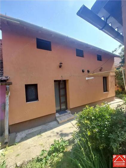 Apartament la casa, renovat, zona Politie - 1