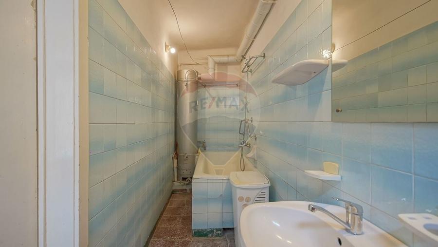 Apartament cu potential deosebit, pe str. Republicii - Centrul Istoric - 8