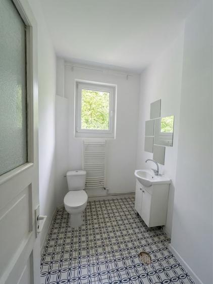 Inchiriez apartament in Copou, la 2 minute de mers pe jos de Liceul Negruzzi. - 2