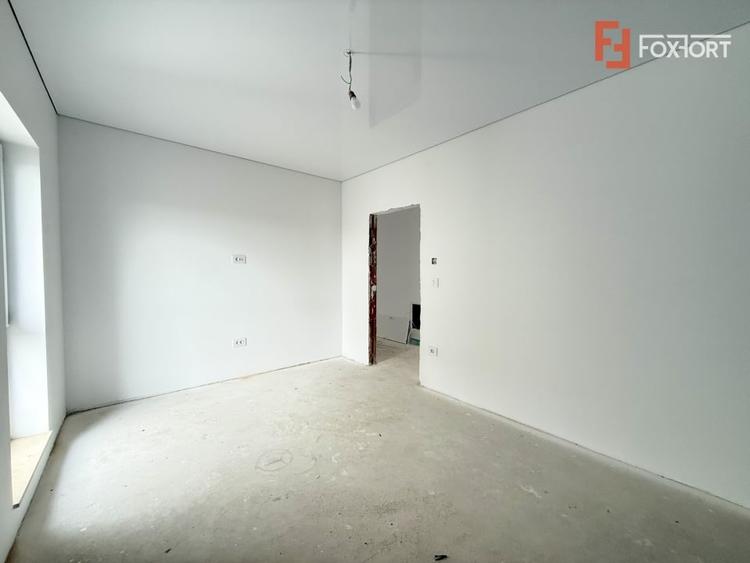 Duplex cu 4 camere cu Teren 292 Mp în Săcălaz