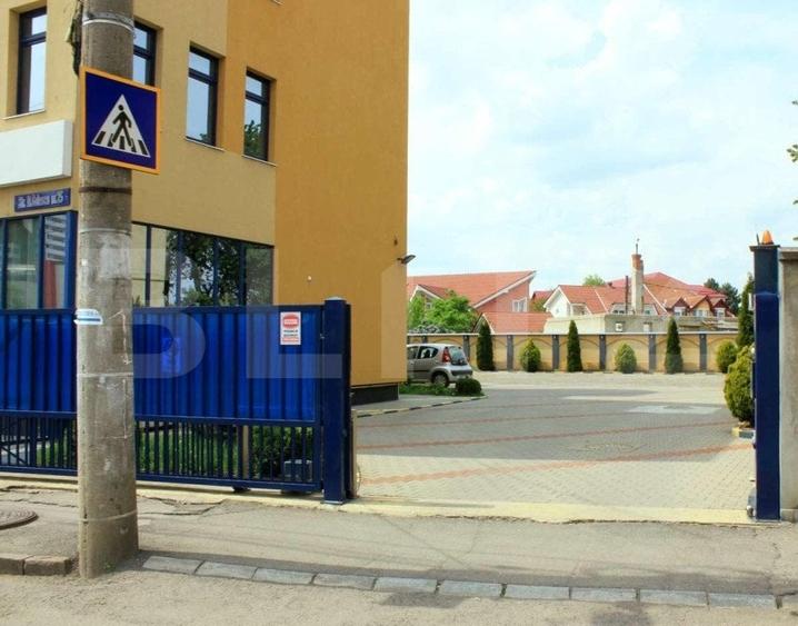 Spațiu comercial, de 405 mp, în Central