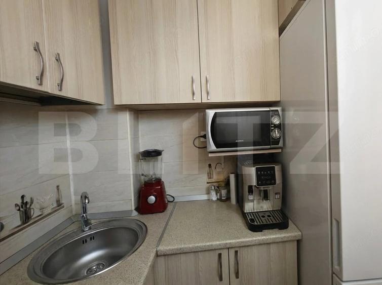 Apartament cu 2 camere,semidecomandat ,zona Rogerius - 5