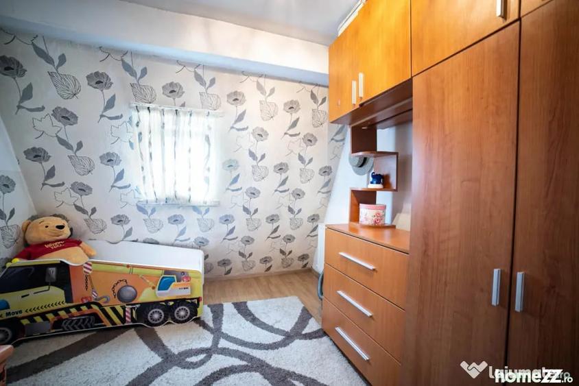 Apartament cu 3 camere în Universitate