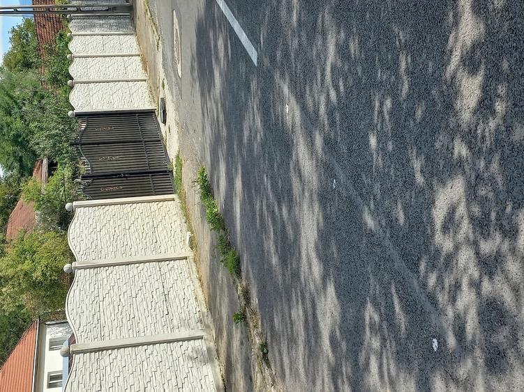 Casă cu 3 camere cu Teren 2600 Mp în Exterior Sud
