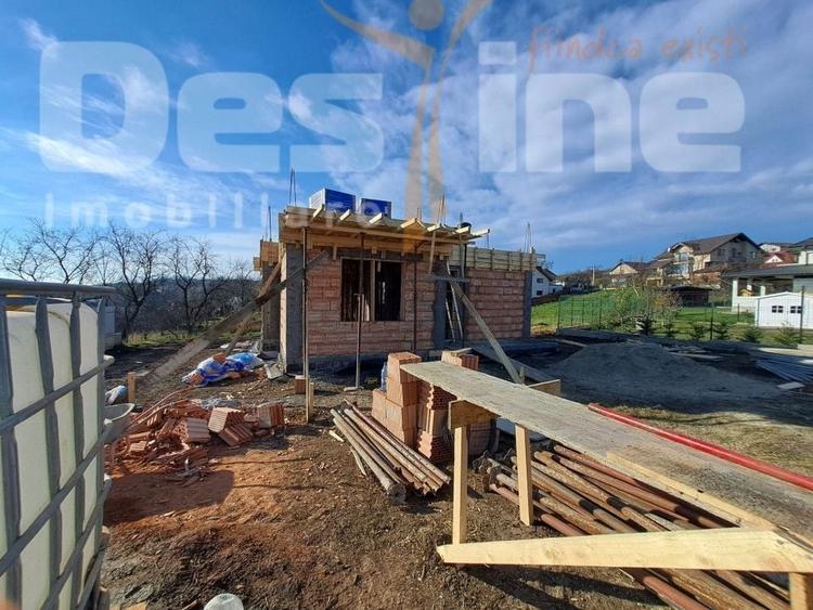 Casă individuală cu 4 camere cu Canalizare în Miroslava