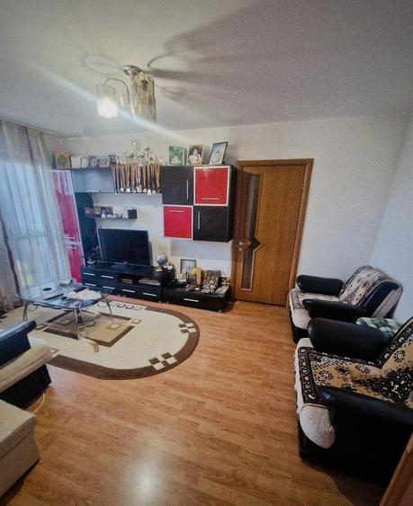 Vand apartament 2 camere Drumul Taberei, strada Raul Doamnei - 2