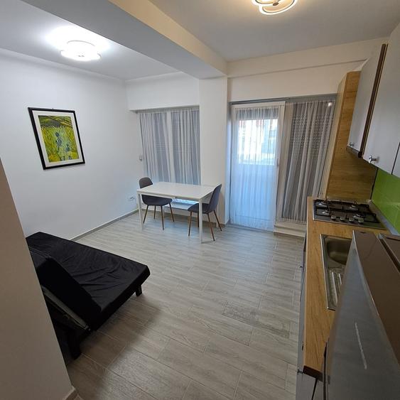 Apartament cu 2 camere nedecomandat în Spitalul Județean