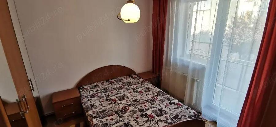 Apartament cu 3 camere decomandat în Central