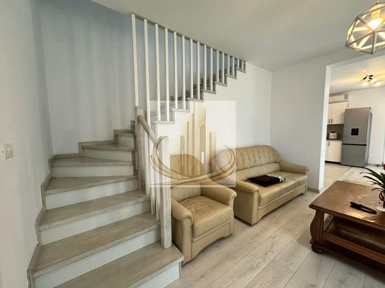 Duplex cu 5 camere cu Canalizare în Dumbrăvița