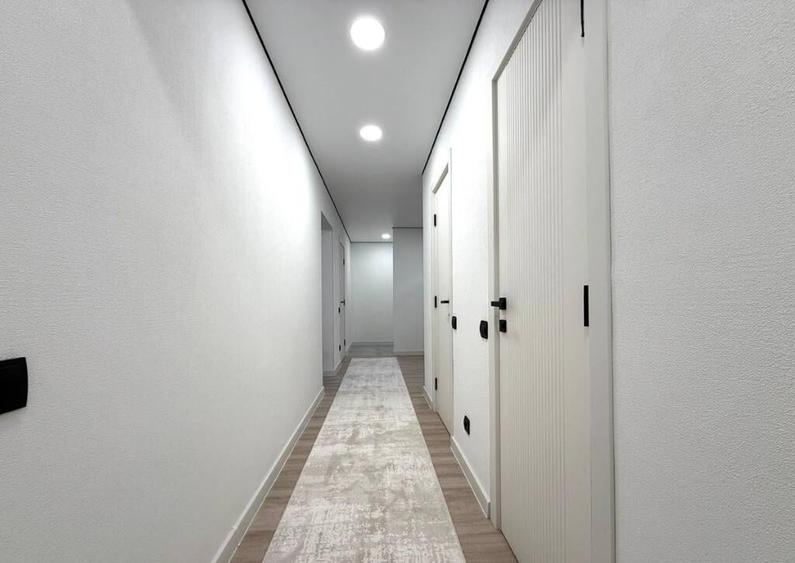 Apatament de vanzare zona Coresi - 3