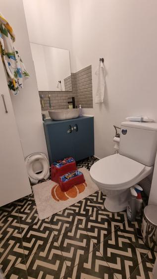 Apartament 4 camere, centrală proprie, parcare, 5 min metrou Apărătorii Patriei - 16