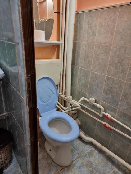 Inchiriez garsoniera - 5